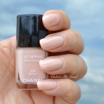 Urban Decay NAKED Nail Color With a Hint of Perl