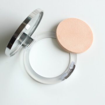 Next to Nothing Stay-Matte Powder